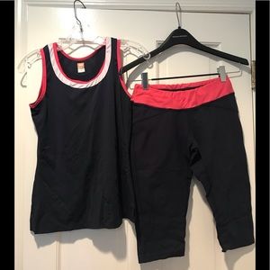 Lucy tank and long shorts workout,navy/pink/white